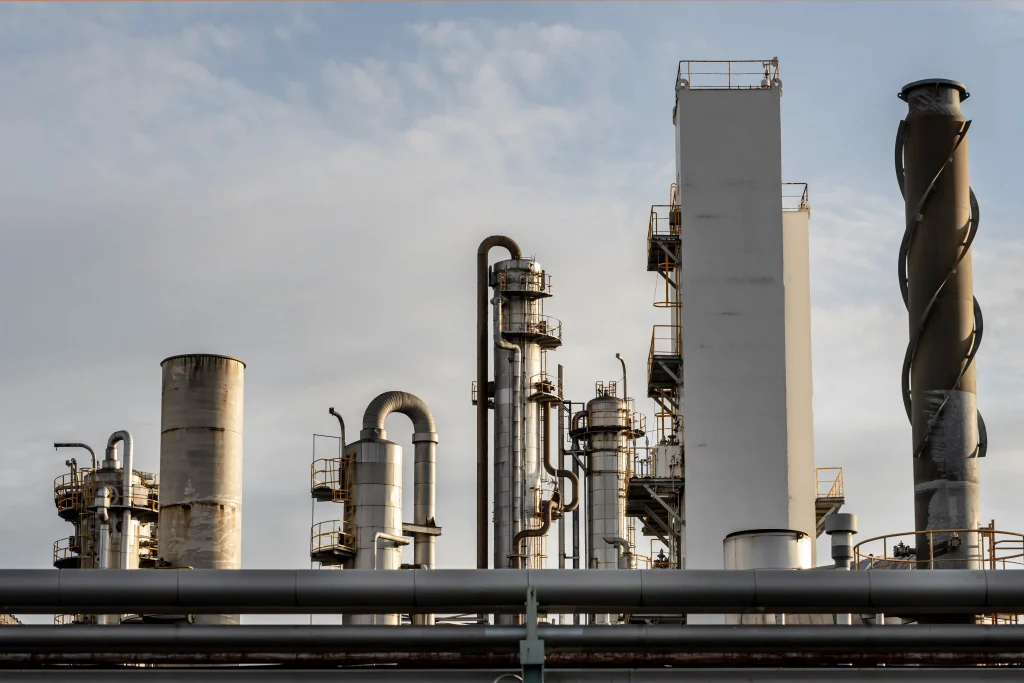 pollution-industry-exterior-daylight